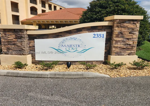 Photo 2 of Condo for sale at 2351 Lakeview Dr #114, Sebring, FL 33870 | MLS# A11878099 | Listing updated on 2026-10-07