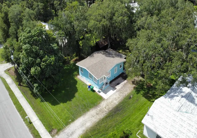 2nd image of 1806 Sw 2 Ave, Okeechobee, FL 34974 | MLS# R11129334