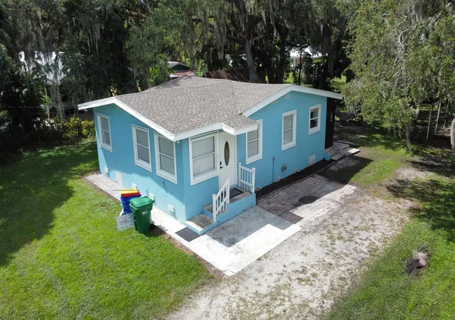 3rd image of 1806 Sw 2 Ave, Okeechobee, FL 34974 | MLS# R11129334
