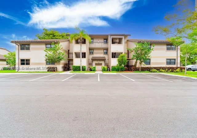 Homes for sale in Sunrise, FL | 9937 Nob Hill Pl #1637, Sunrise, FL 33351 | MLS# A11890031
