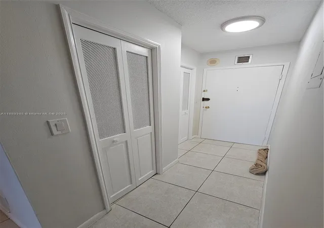 23rd image of 900 Ne 18th Ave #709, Fort Lauderdale, FL 33304 | MLS# A11889385