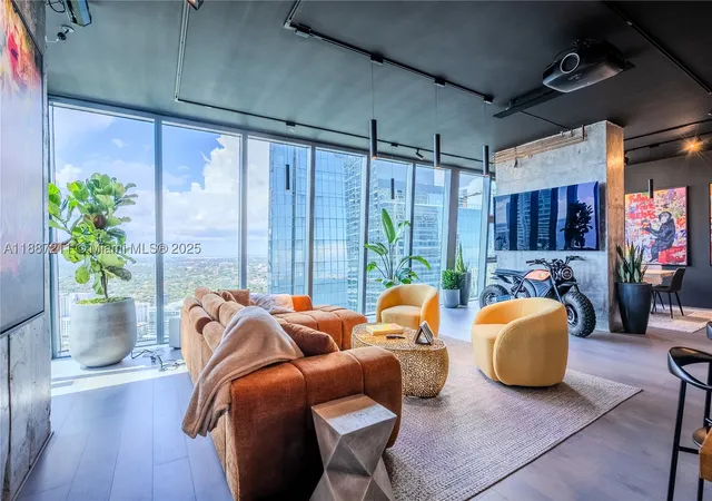 Photo 4 of Sale Pending at 1451 Brickell Ave #3903, Miami, FL 33131 | MLS# A11887211 | Listing updated on 2026-01-16