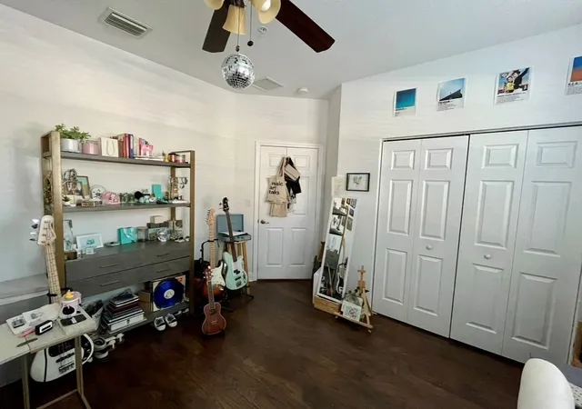 2nd image of 817 Sw 147Th Ave, Pembroke Pines, FL 33027