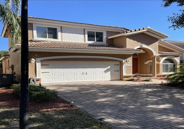 2nd image of 870 Gazetta Wy, West Palm Beach, FL 33413 | MLS# R11129683