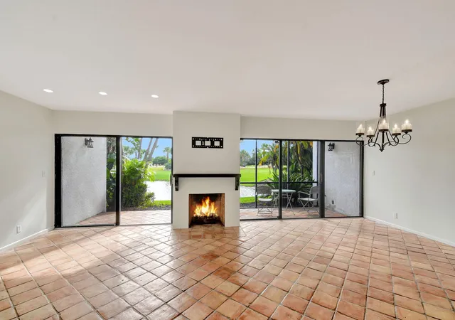 1st image of 1906 Presidential Wy #1-c, West Palm Beach, FL 33401 | MLS# R11130112