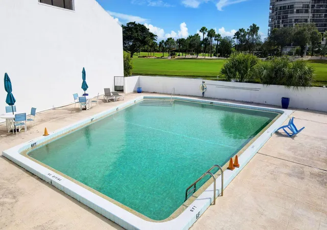64th image of 1906 Presidential Wy #1-c, West Palm Beach, FL 33401 | MLS# R11130112