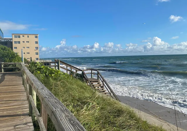 3rd image of 4201 S Ocean Blvd #K3, Palm Beach, FL 33480 | MLS# R11130382