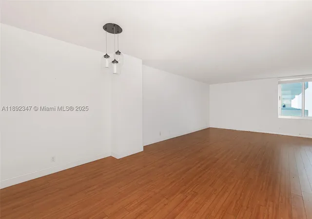 3rd image of 1200 West Ave #1531, Miami Beach, FL 33139 | MLS# A11892347