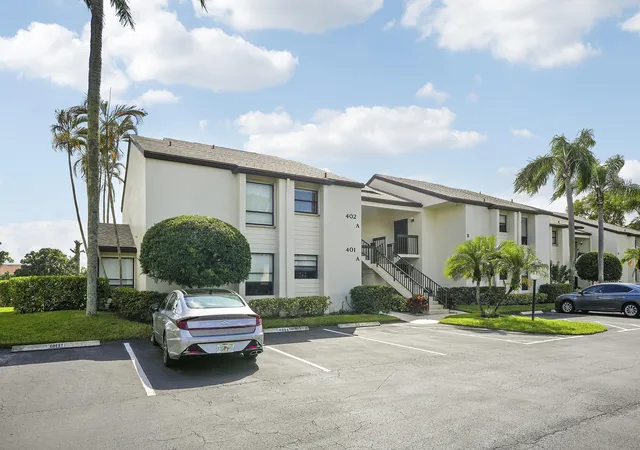 2nd image of 402 Wingfoot Dr #B, Jupiter, FL 33458 | MLS# R11130453