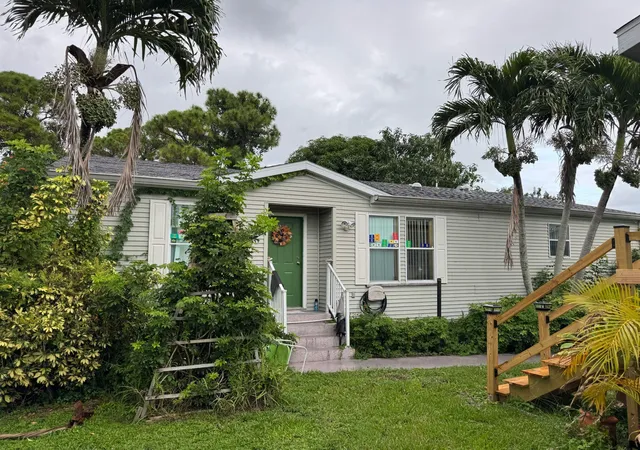 Homes for sale in Palm Beach Gardens, FL | 2555 Pga Blvd Lot #313, Palm Beach Gardens, FL 33410 | MLS# R11130678