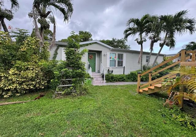 Homes for sale in Palm Beach Gardens, FL | 2555 Pga Blvd Lot #313, Palm Beach Gardens, FL 33410 | MLS# R11130678