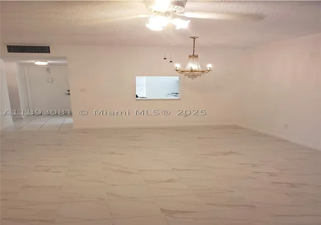 Listing Photo 5 - Condo for sale in building located at 6150 Nw 62Nd St, Tamarac, FL 33319 - Unit #308