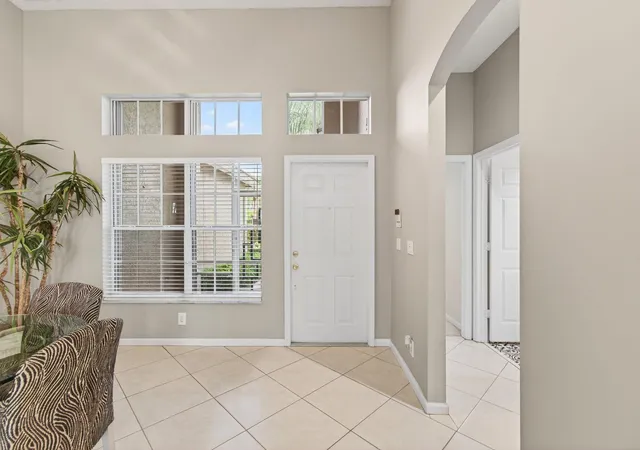 Homes for sale in Boynton Beach, FL | 6886 Swansea Ln, Boynton Beach, FL 33472 | MLS# R11130789