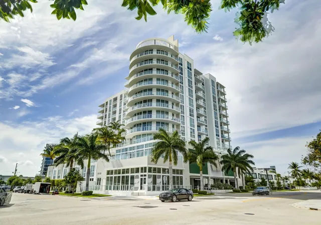 Homes for sale in Fort Lauderdale, FL | 401 N Birch Rd #413, Fort Lauderdale, FL 33304 | MLS# F10530136