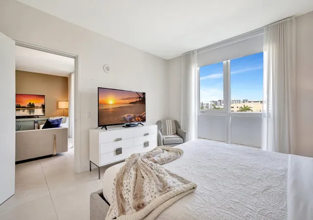 Homes for sale in Fort Lauderdale, FL | 401 N Birch Rd #413, Fort Lauderdale, FL 33304 | MLS# F10530136