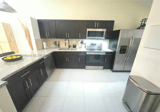 Homes for sale in Plantation, FL | 1757 Nw 74th Ave #15, Plantation, FL 33313 | MLS# A11893259