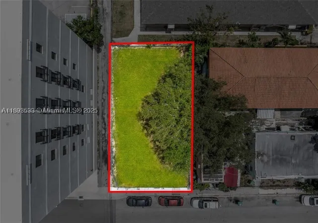3rd image of 129 Sw 21St Ave, Miami, FL 33135 | MLS# A11893533