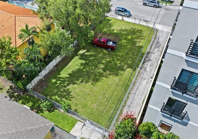 4th image of 129 Sw 21St Ave, Miami, FL 33135 | MLS# A11893533