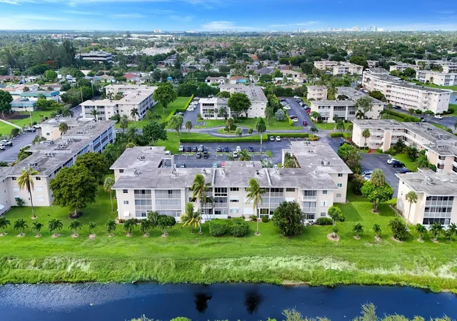 Homes for sale in Lake Worth, FL | 2812 S Garden Dr #109, Lake Worth, FL 33461 | MLS# R11131139