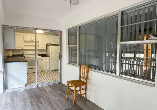 3rd image of 100 Royal Palm Wy #2010, Boca Raton, FL 33432 | MLS# R11131248