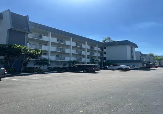 3rd image of 6080 Nw 44Th St, Lauderhill, FL 33319