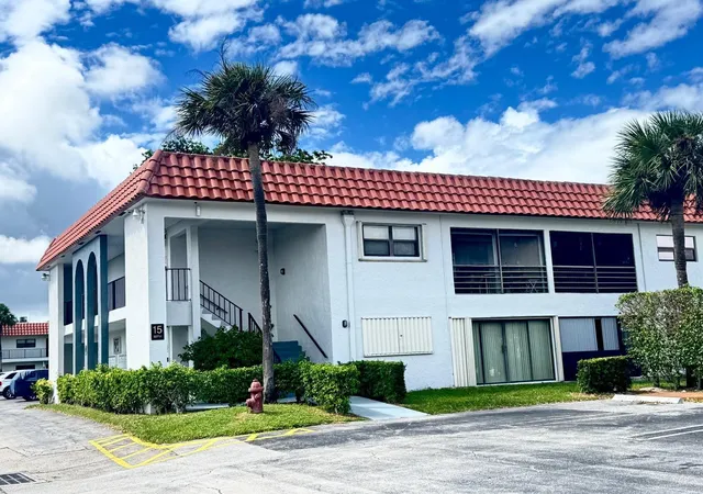 2nd image of 2161 W Woolbright Rd, Boynton Beach, FL 33426