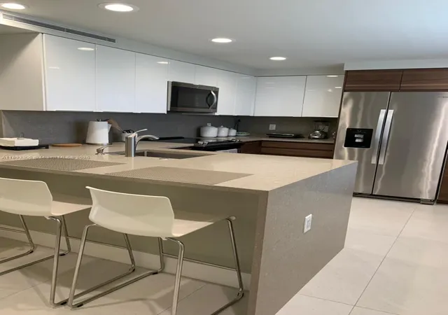 Homes for sale in Pompano Beach, FL | 3507 Oaks Way #802, Pompano Beach, FL 33069 | MLS# A11893306