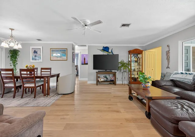 3rd image of 5095 Se Manatee Ter, Stuart, FL 34997 | MLS# R11132059