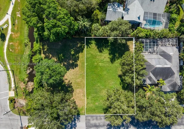 Photo 3 of Land for sale at 2207 54th St S, Gulfport, FL 33707 | MLS# A11894206 | Listing updated on 2025-12-01