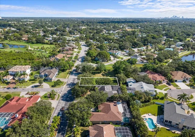 Photo 3 of Land for sale at 2207 54Th St S, Gulfport, FL 33707 | MLS# A11894206 | Listing updated on 2025-12-01