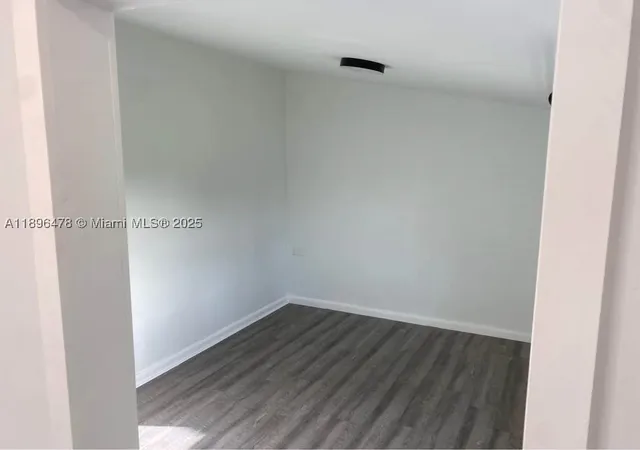 Homes for sale in Fort Lauderdale, FL | 877 Ne 63Rd St, Fort Lauderdale, FL 33334 | MLS# A11896478