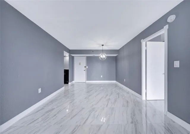 2nd image of 1100 Saint Charles Pl #708, Pembroke Pines, FL 33026 | MLS# F10531705