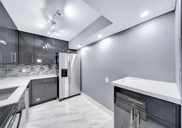 5th image of 1100 Saint Charles Pl #708, Pembroke Pines, FL 33026 | MLS# F10531705