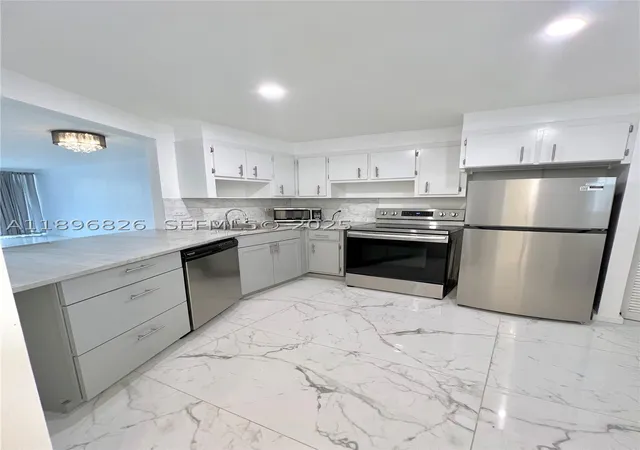 1st image of 1710 Ne 191st St #307-3, Miami, FL 33179 | MLS# A11896826