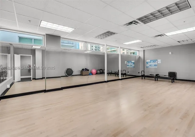 2nd image of 7928 E Dr, North Bay Village, FL 33141