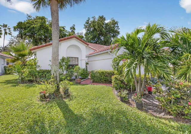 4th image of 10559 Ladypalm Ln #A, Boca Raton, FL 33498 | MLS# R11133017