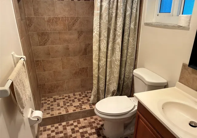 4th image of 3021 E Golf Blvd, Pompano Beach, FL 33064 | MLS# F10531128