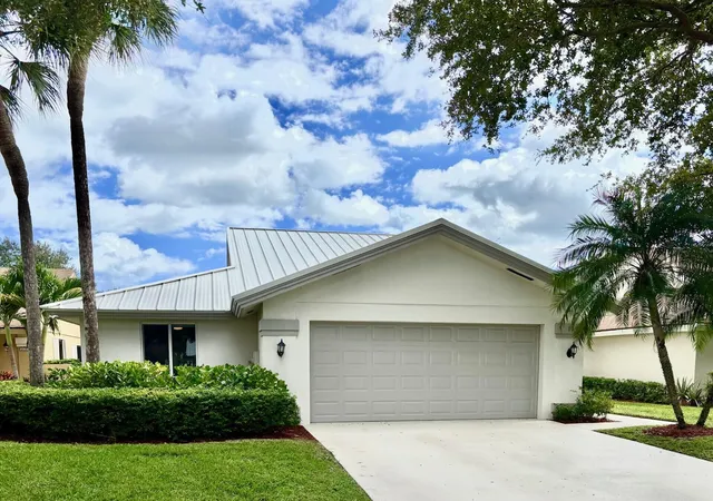 2nd image of 181 Cape Pointe Cir, Jupiter, FL 33477 | MLS# R11133271