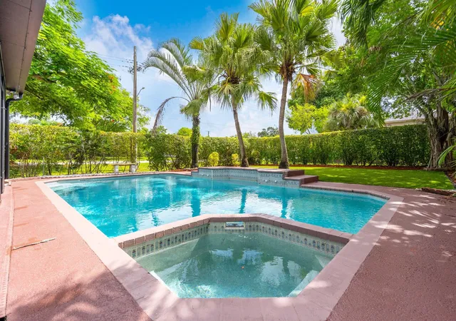 1st image of 3981 Nw 81st Ter, Coral Springs, FL 33065 | MLS# F10532287