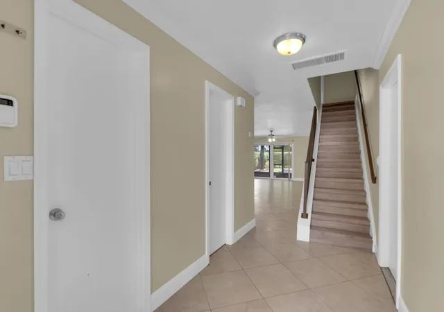 5th image of 3981 Nw 81St Ter, Coral Springs, FL 33065 | MLS# F10532287