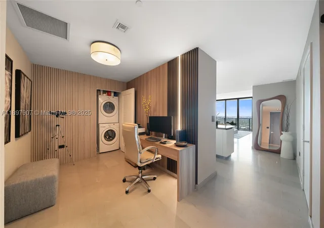 Photo 4 of Condo for sale at 88 Sw 7Th St #3910, Miami, FL 33130 | MLS# A11897907 | Listing updated on 2026-07-29