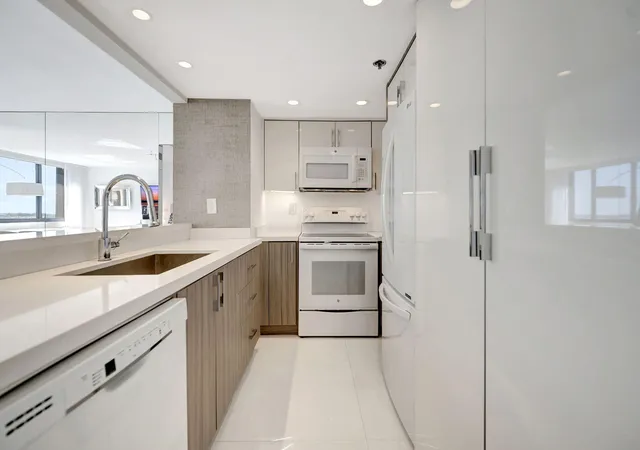 Homes for sale in Miami, FL | 540 Brickell Key Dr #919, Miami, FL 33131 | MLS# R11133764