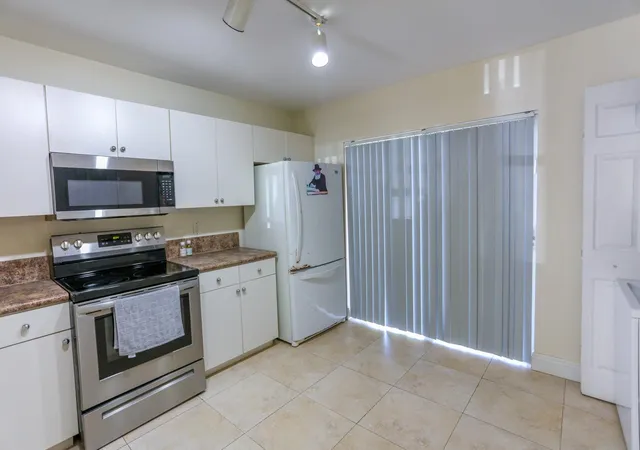 5th image of 4149 Nw 67Th Te #4149, Lauderhill, FL 33319 | MLS# F10532693