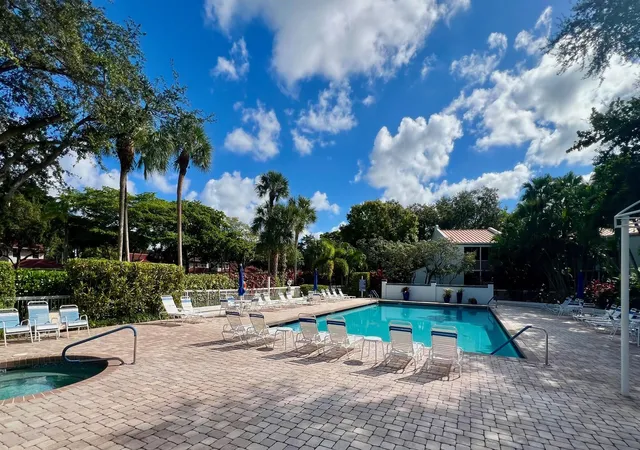 2nd image of 4126 W Palm Aire Dr, Pompano Beach, FL 33069