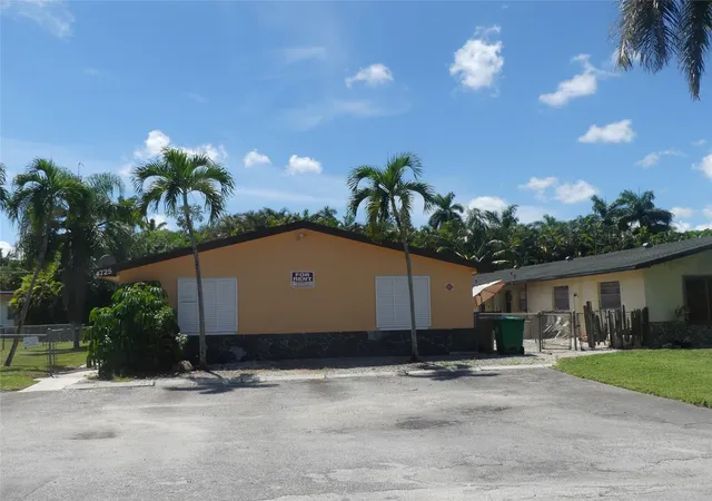 1st image of 4725 Sw 65th Ave, Davie, FL 33314 | MLS# F10533041