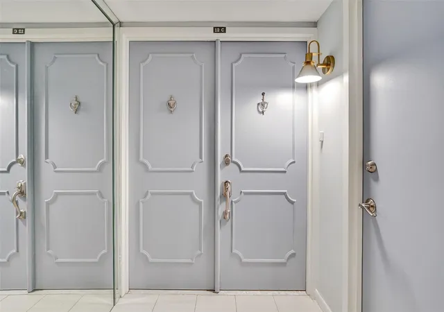 3rd image of 936 Intracoastal Dr #12c, Fort Lauderdale, FL 33304 | MLS# F10530368