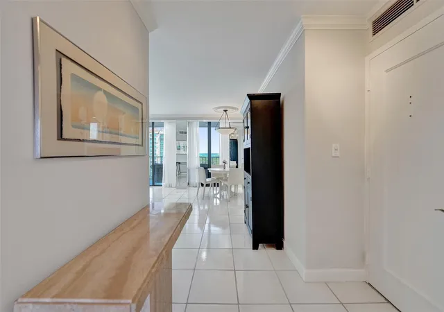 5th image of 936 Intracoastal Dr #12c, Fort Lauderdale, FL 33304 | MLS# F10530368