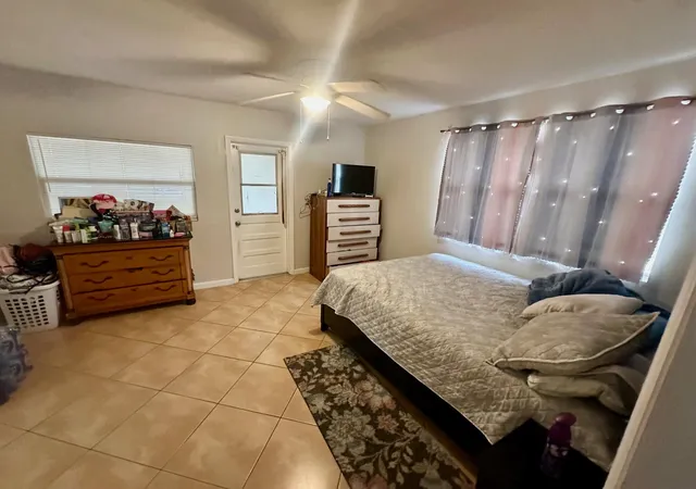 Homes for sale in Pompano Beach, FL | 2930 Ne 10 Ter, Pompano Beach, FL 33064 | MLS# R11134666