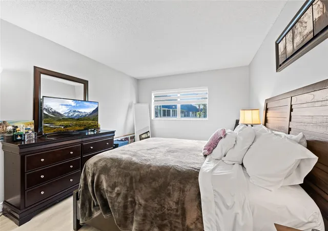 5th image of 3090 Holiday Springs Blvd #306, Margate, FL 33063 | MLS# F10533152