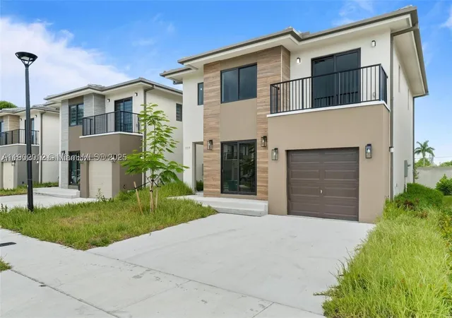Photo 2 of Single family home for sale at 1119 Nw 1st St, Homestead, FL 33034 | MLS# A11902012 | Listing updated on 2026-02-18